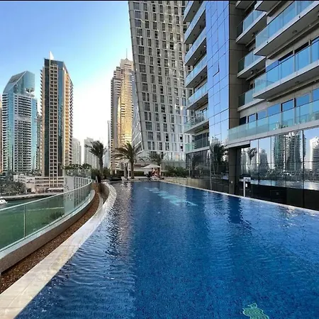 Luxurious Apartment With Panoramic Views At Dubai Marina Exterior photo