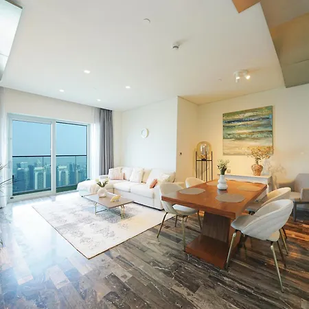 Luxurious Apartment With Panoramic Views At Dubai Marina Exterior photo