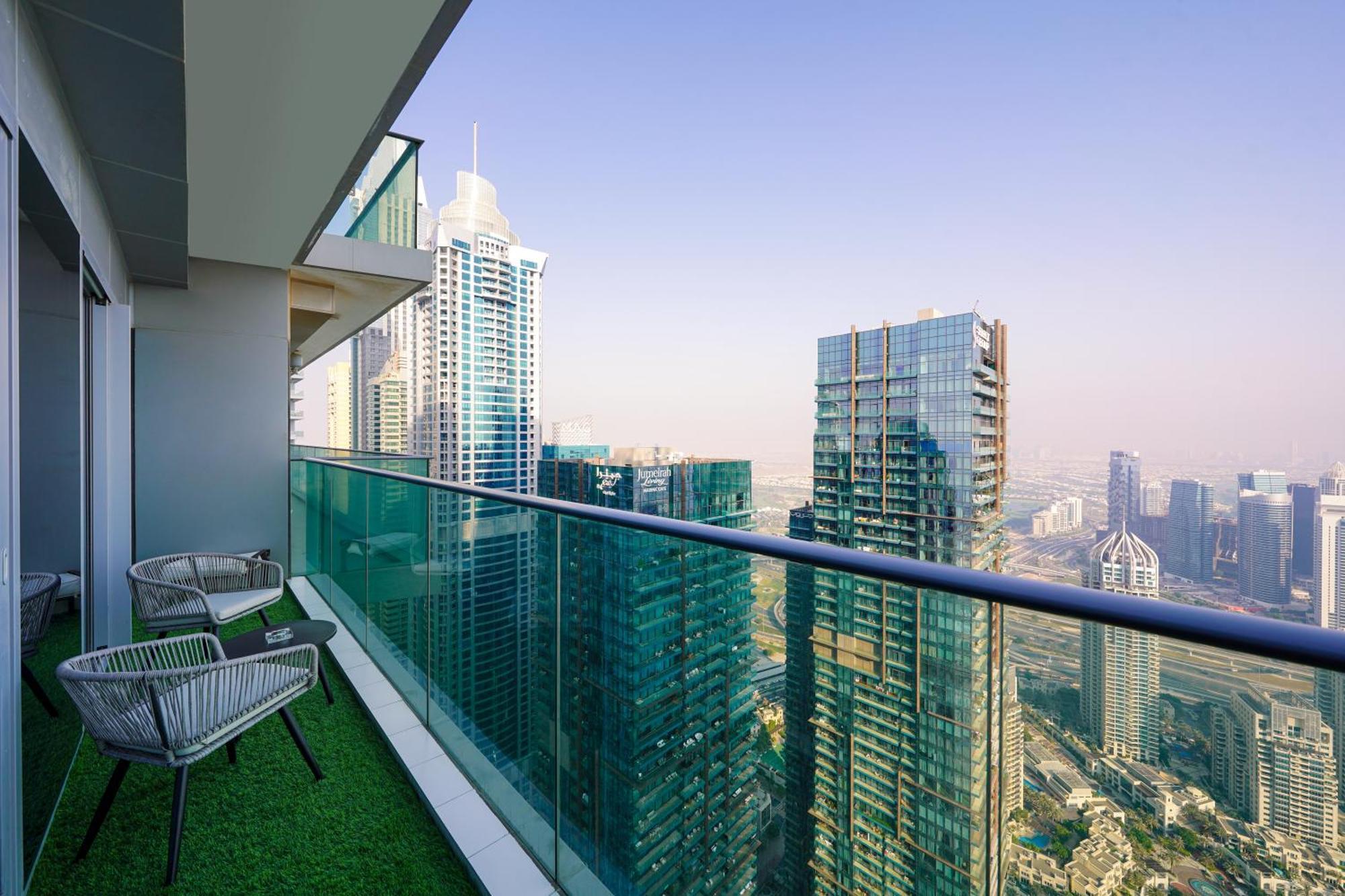 Apartment Luxurious With Panoramic Views At Marina *
